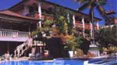 get relax on the swimming pool of hotel wina bali
